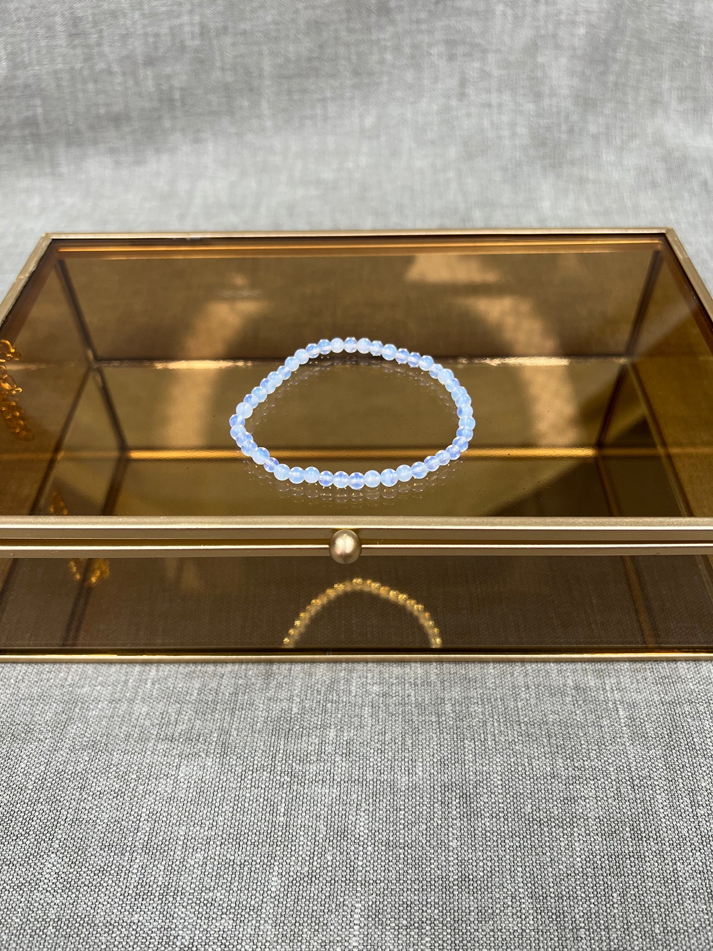 Opaliet kogelarmband 4mm