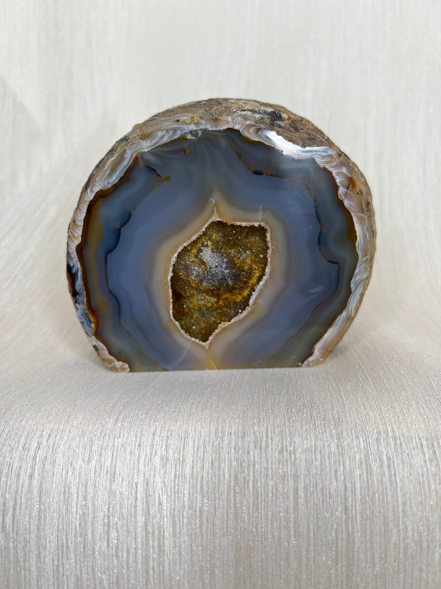 Agaat geode op standvlak