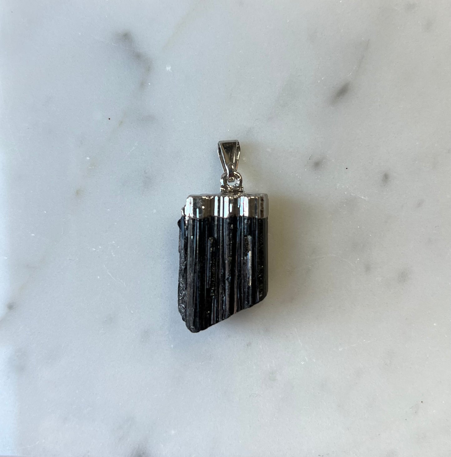 Zwarte tourmalijn hanger