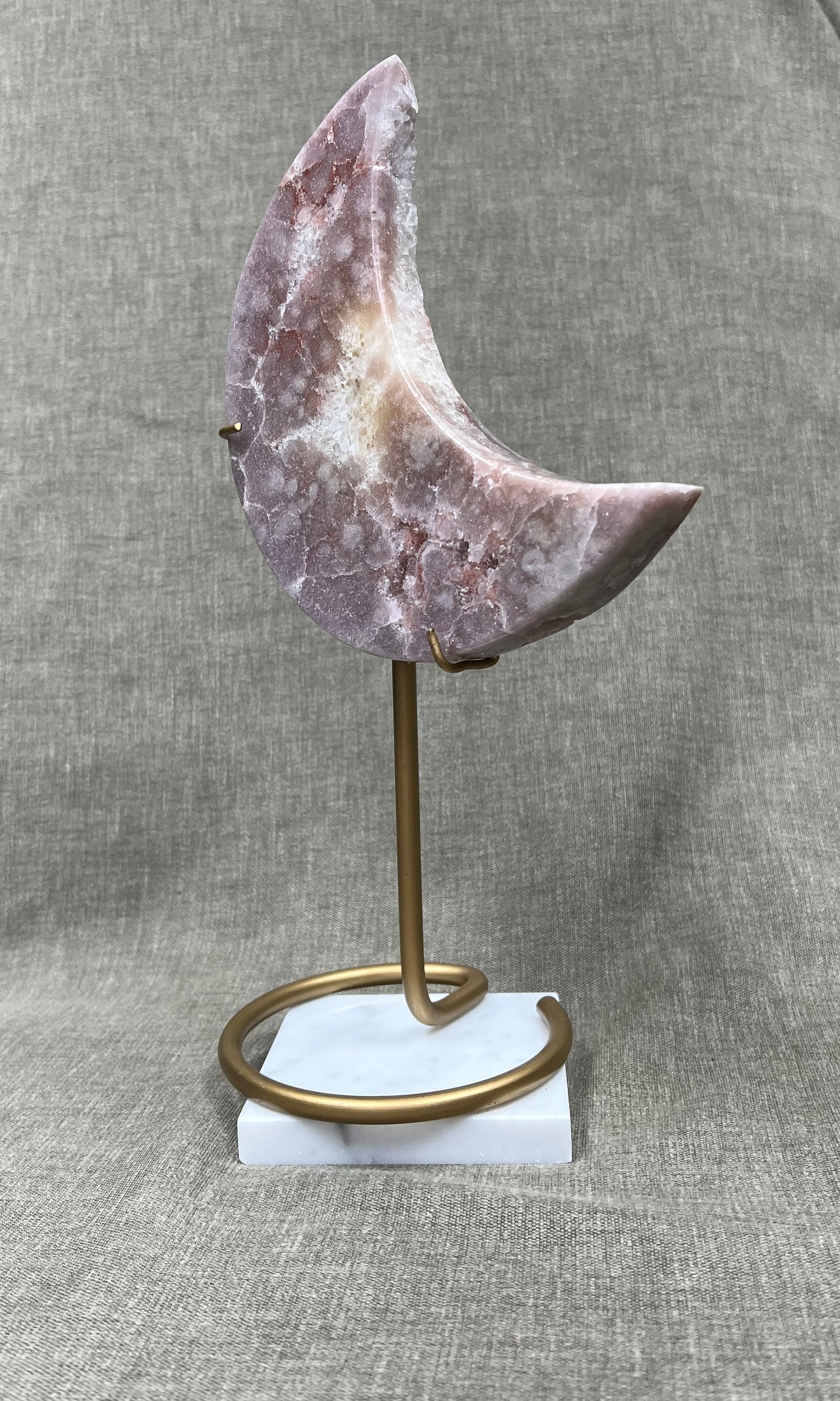 Roze amethist maan