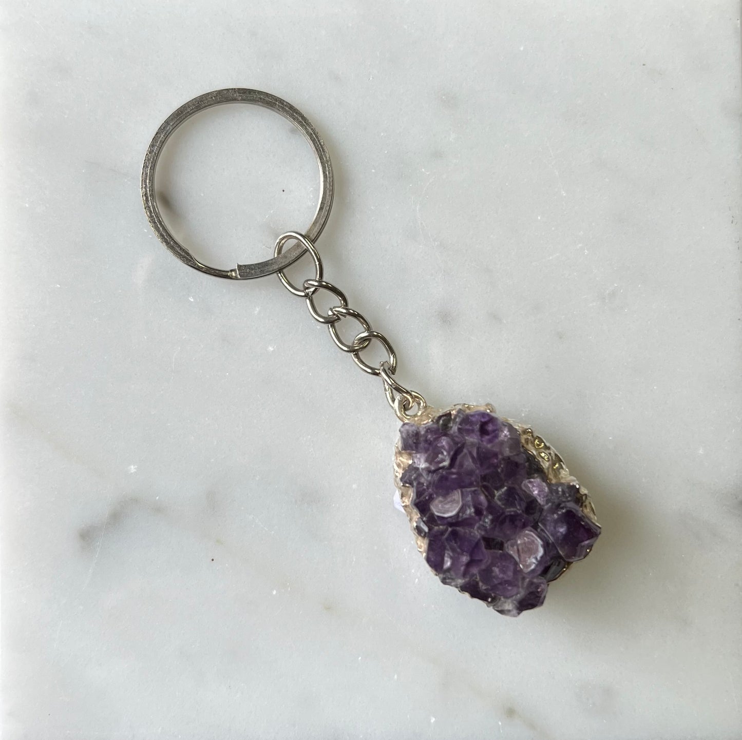 Paarse amethist sleutelhanger