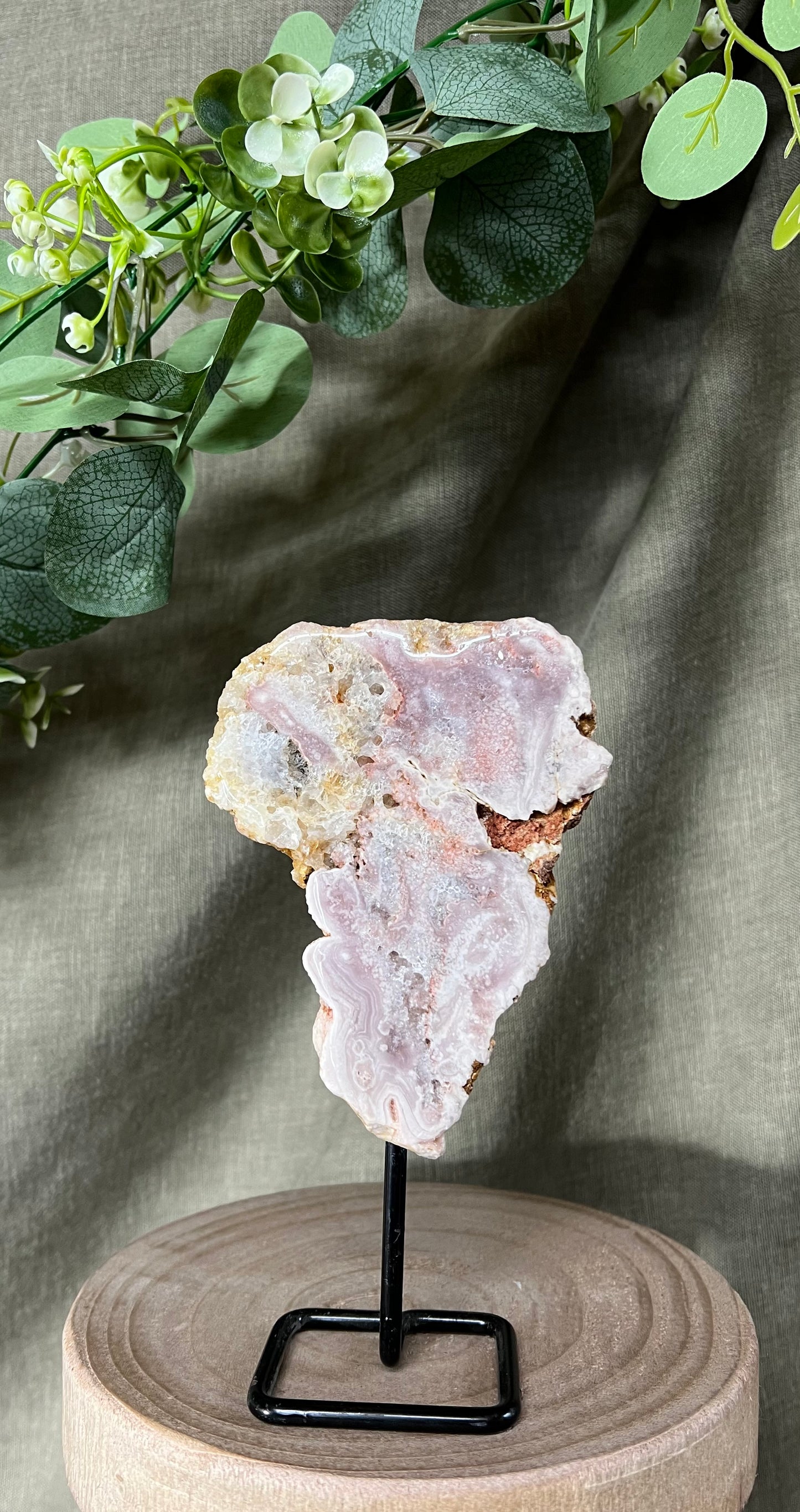 Roze amethist slab op pin
