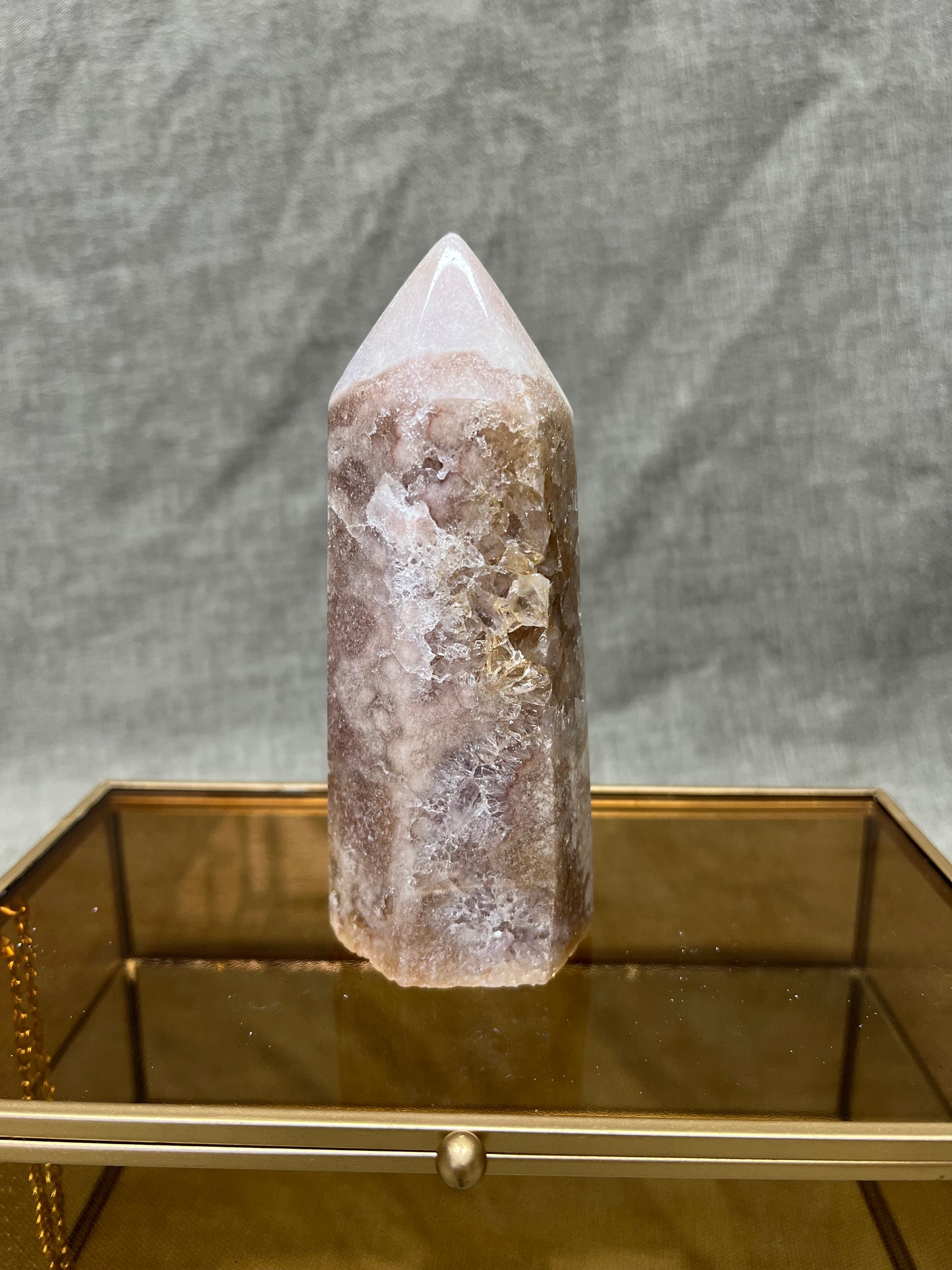 Roze amethist toren