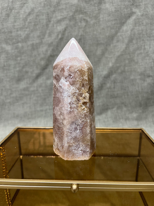 Roze amethist toren